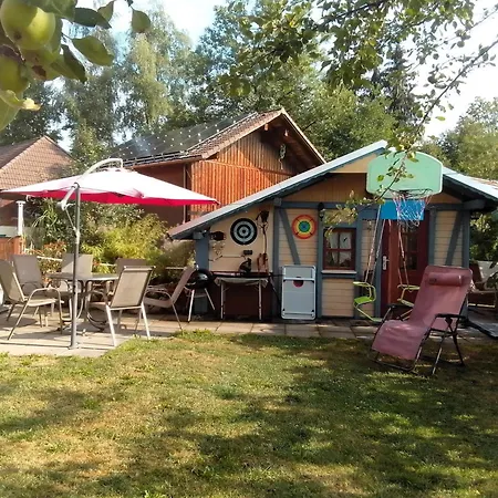 Daire Gemuetliche Gartenwohnung In *